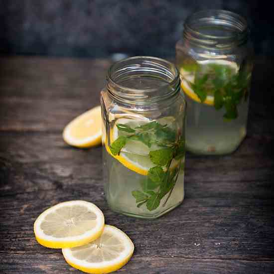 Fresh mint lemonade