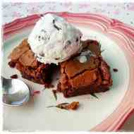 CHOCOLATE BROWNIES AND ICE CREAM