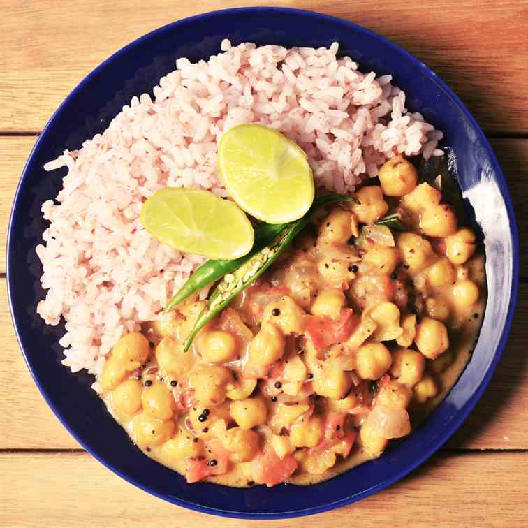 Chickpea Coconut Curry with Red Rice