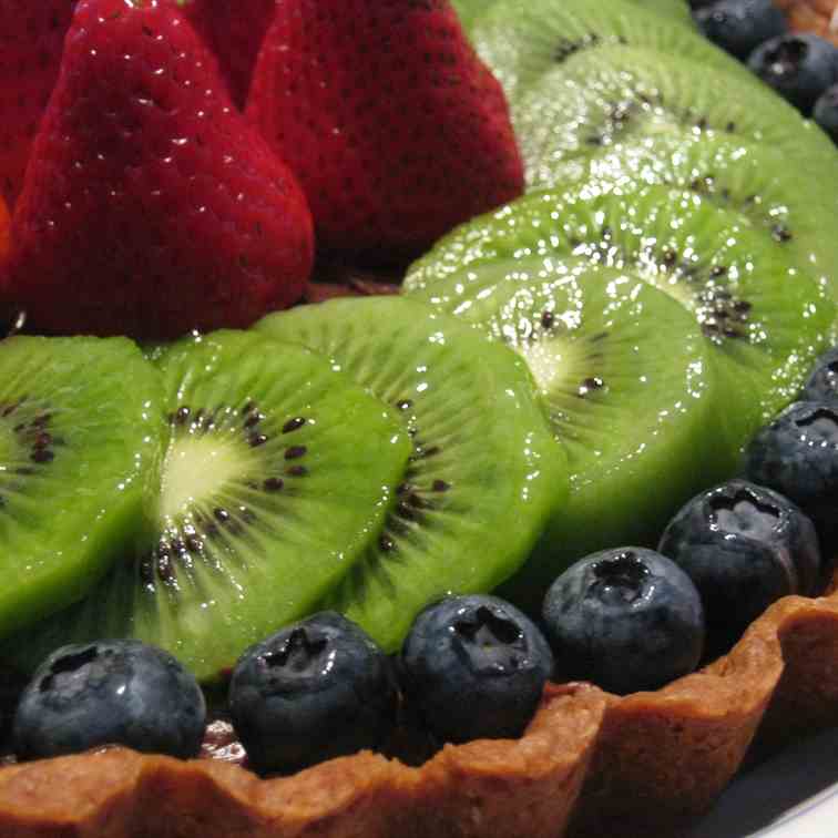 Fruit Tart with Chocolate Pastry Cream