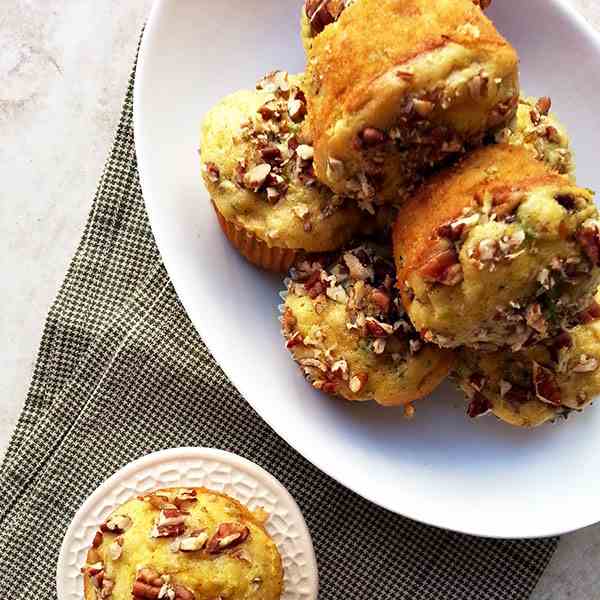 Corn bread stuffing muffins