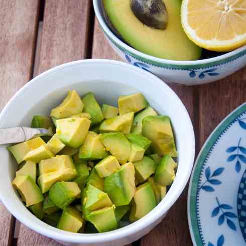 Avocado salad