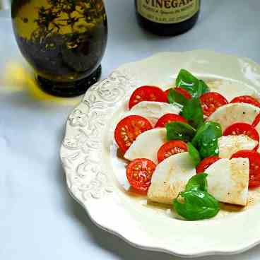 Classic Caprese Salad