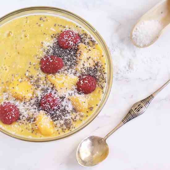 Mango Turmeric Smoothie Bowl