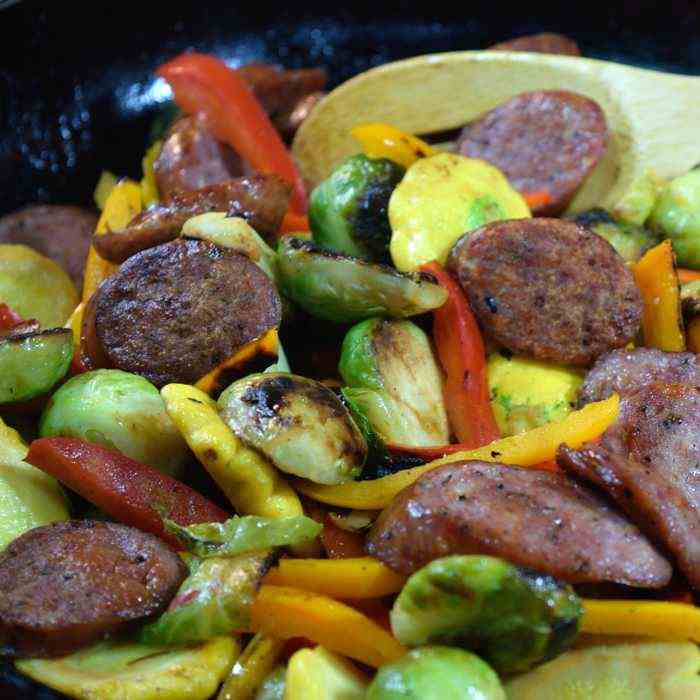 Easy Kielbasa Skillet