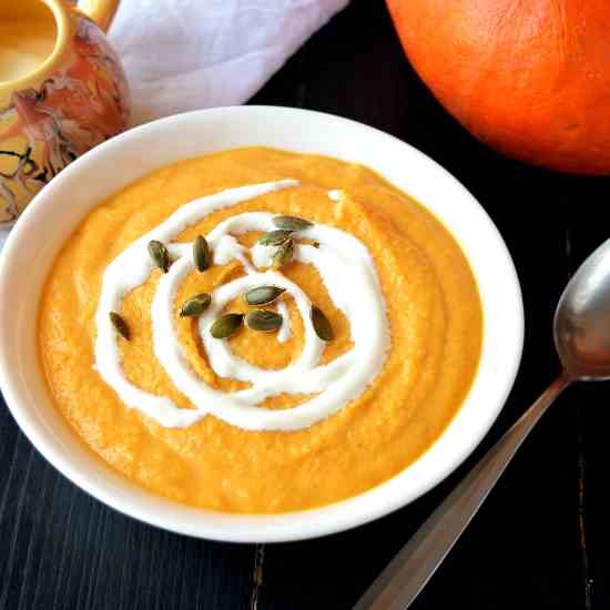 Pumpkin curry soup