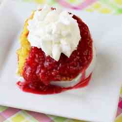Lemon Cake with Raspberry Sauce