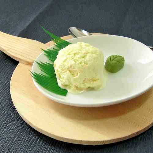 Wasabi Ice Cream (Wasabi Aisu)