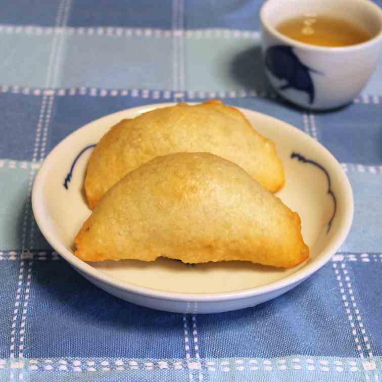 Fried Pork Dumplings (Ham Sui Gok)