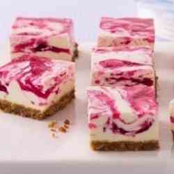 Raspberry Swirl Cheesecake Bars