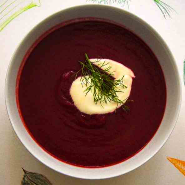 Healthy Beetroot Soup with Honey