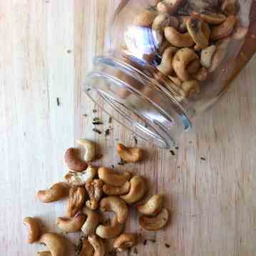 Rosemary Roasted Cashews