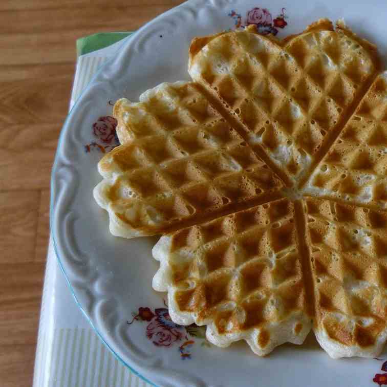 Homemade Easy Waffles