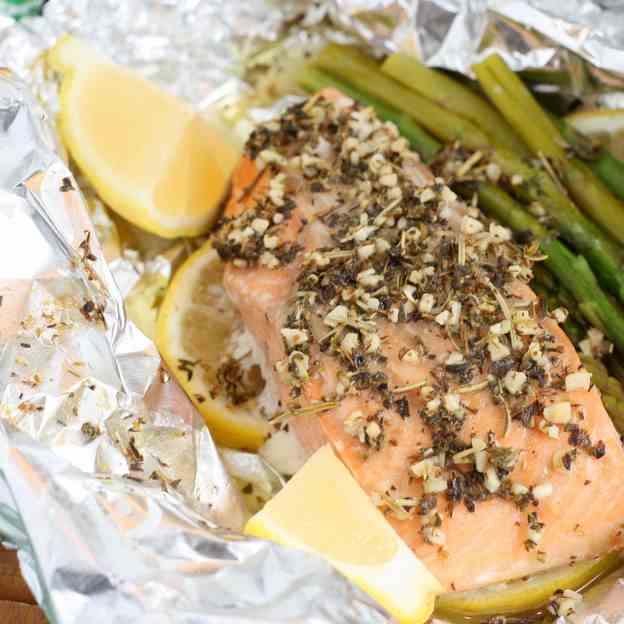 Herb Butter Salmon - Asparagus Foil Packet