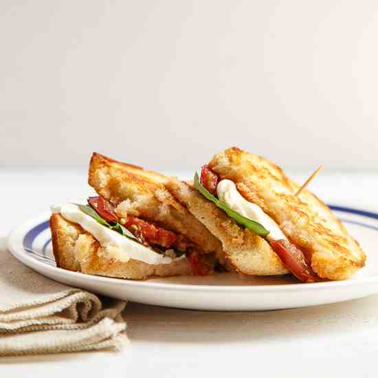 Caprese Grilled Cheese