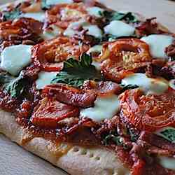 Margherita Pizza with Crispy Bacon