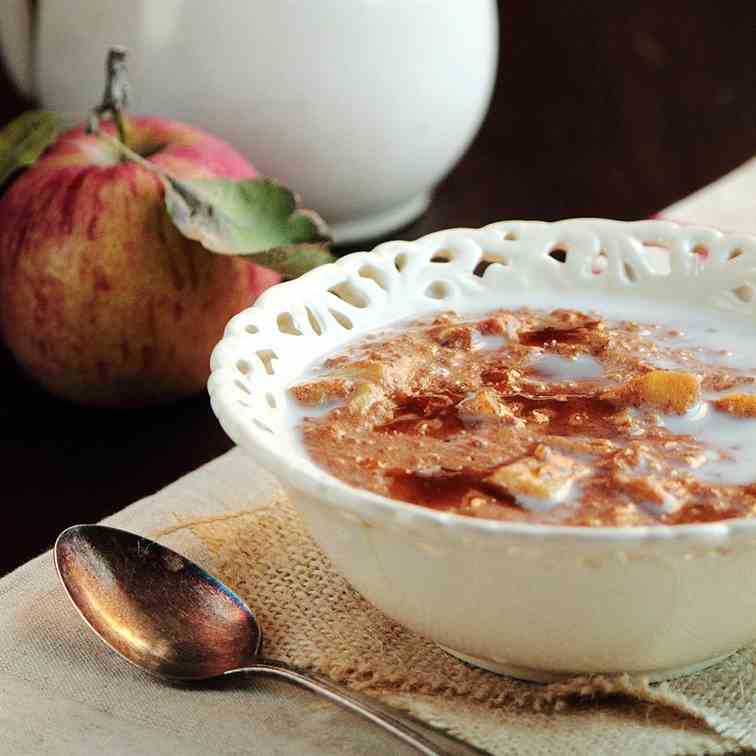 Apple Cinnamon Steel Cut Oatmeal