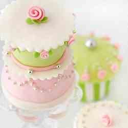 Marie-Antoinette Cupcakes