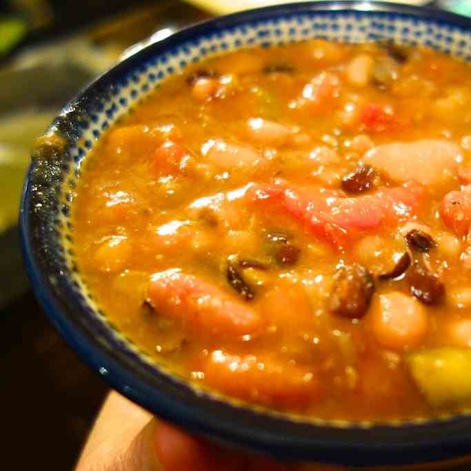 Slow Cooker Ham and Bean Soup