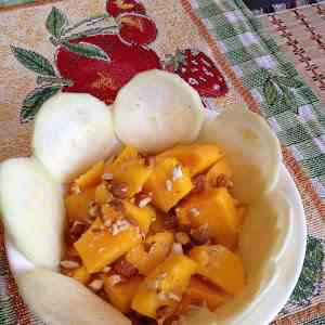 Nutty Mango and Zucchini Salad!