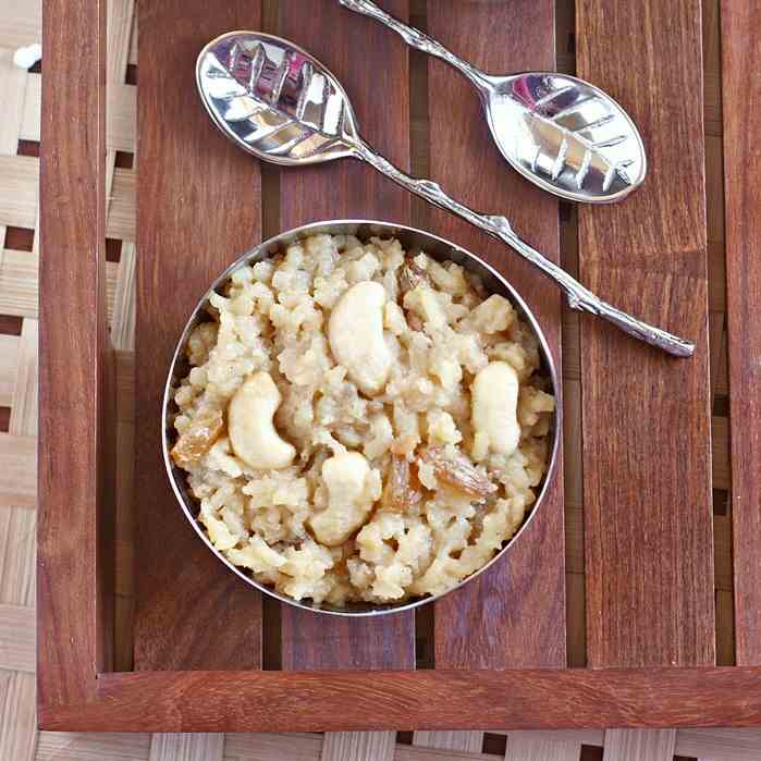 Indian Rice- Lentil Pudding With Jaggery