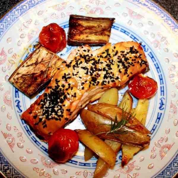 Salmon with Mustard-sesame Crust