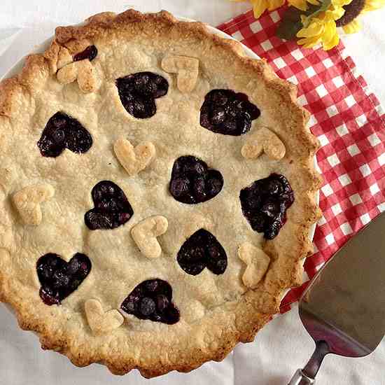 Cutaway Blueberry Pie