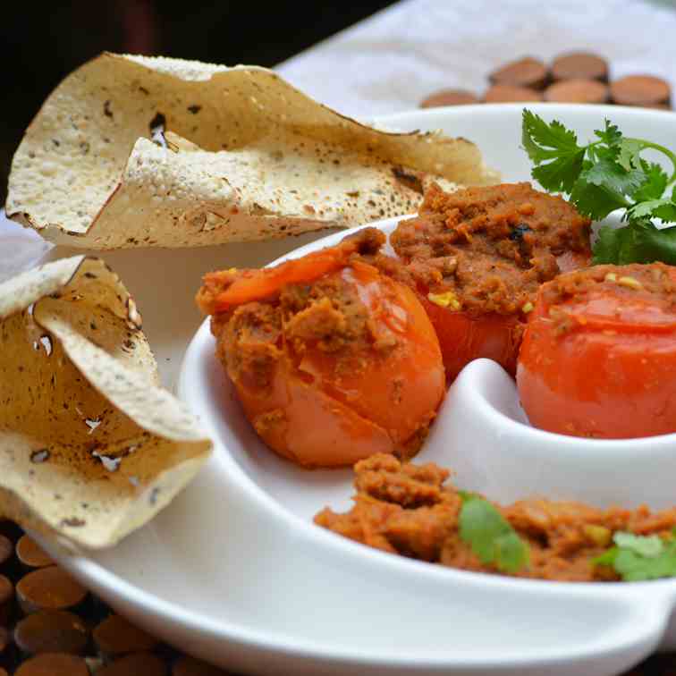 Stuffed Tomato With Cottage Cheese
