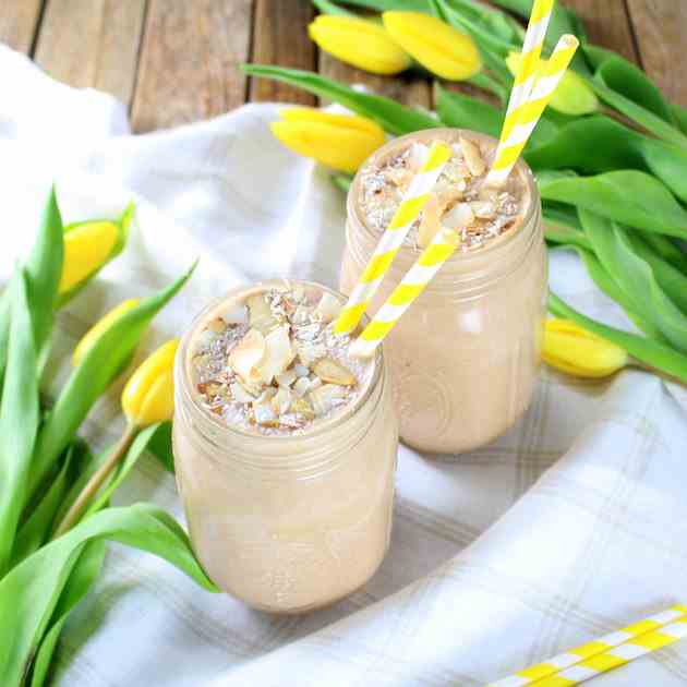 Healthy Almond Joy Protein Smoothie