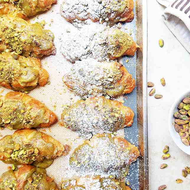 Pistachio croissants