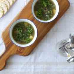 Lemony kale & lentil soup