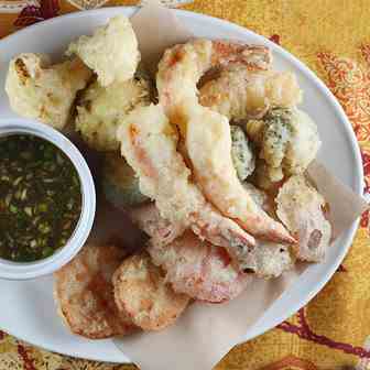 Crispy Shrimp and Vegetable Tempura