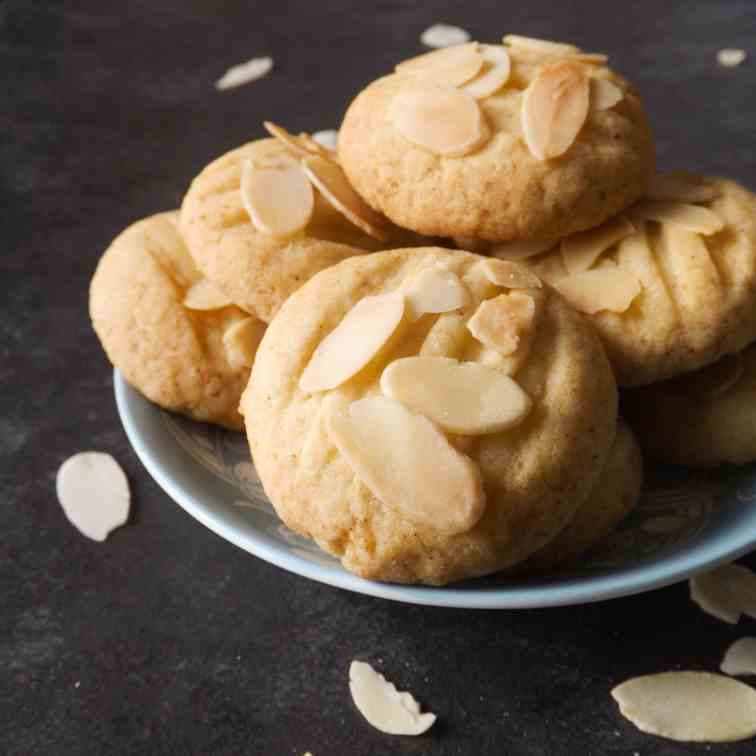 Almond Fork Biscuits