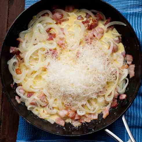 Onion carbonara