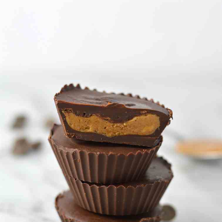 Almond Butter Chocolate Cups