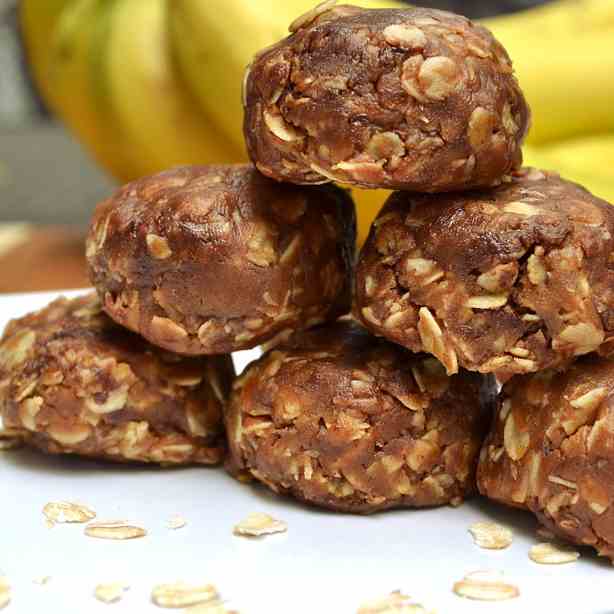 No Bake Peanut Butter Oat Bites