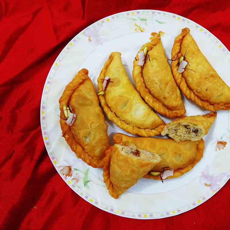 Easy Gujiya Recipe