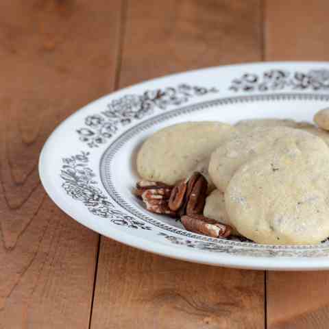 Maple Pecan Shortbread