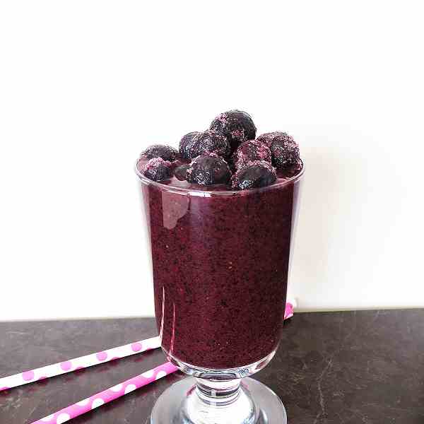 Blueberry Banana Mango Smoothie