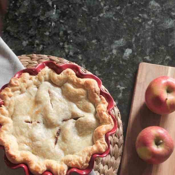 Apple Bourbon Pie