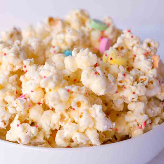 White Chocolate Popcorn