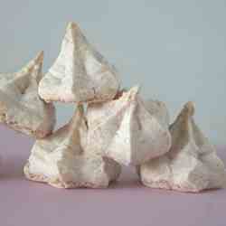 Almond Meringue Kisses