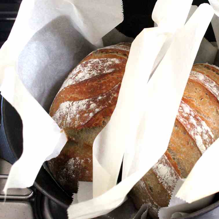 Sourdough Wheat-Rye Bread from the Pot