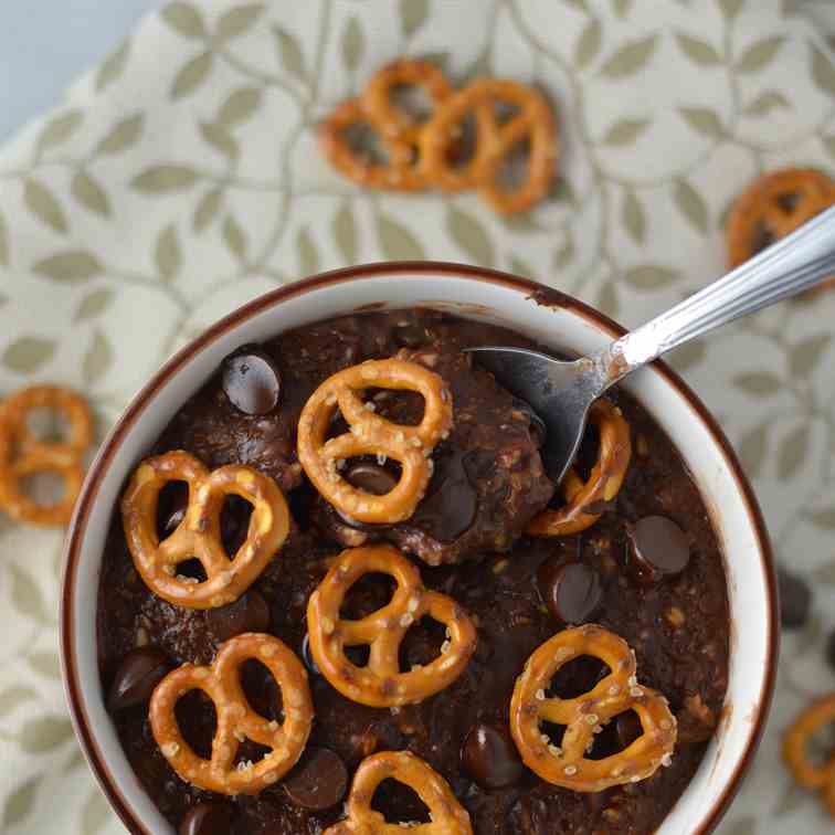 Pretzel Topped Brownie Oatmeal