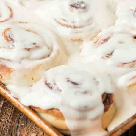 world's best cinnamon rolls