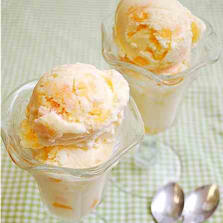 Fresh Georgia Peach Ice Cream