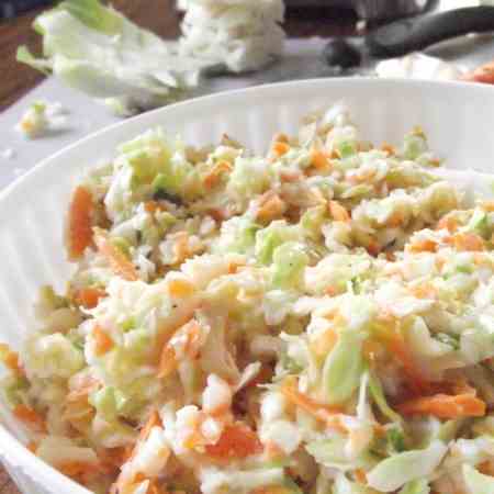 Coleslaw With Yogurt Dressing