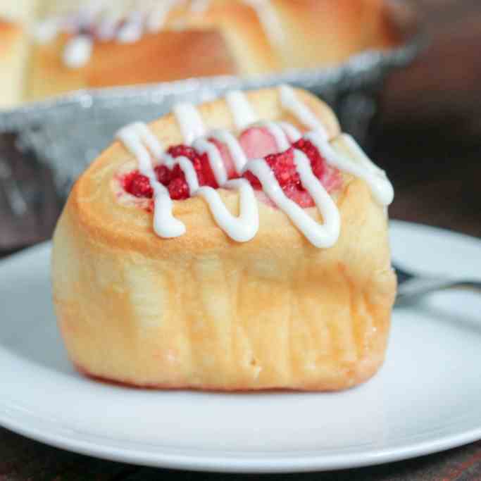 Raspberry Sweet Rolls