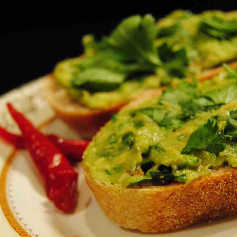 Avocado & coriander sandwich paste