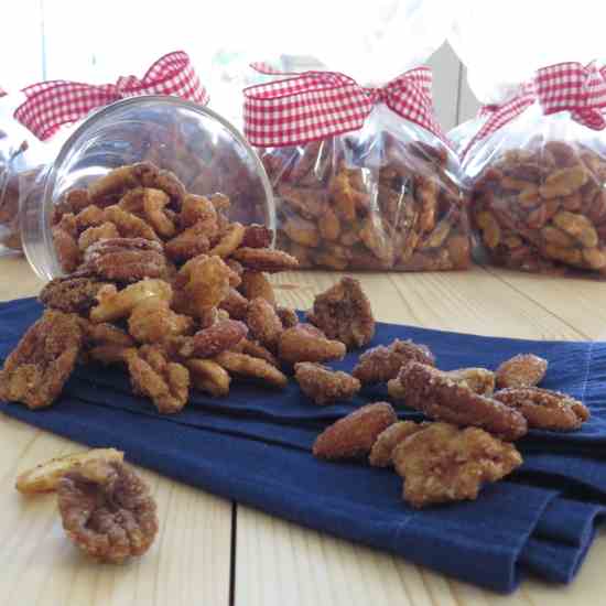 sweet and spicy holiday nuts